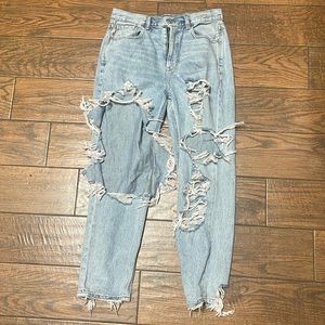 Super Cute American Eagle Jeans for Fall